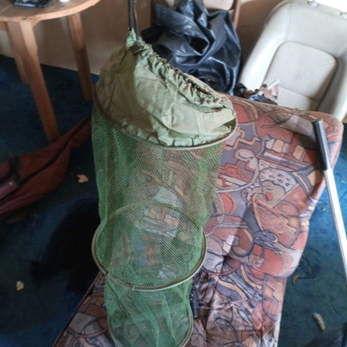 Fish keepnet like new, foldable rubberized fishing trap
