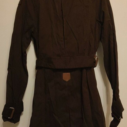 Trench Coat Brown Zara Basic like new, size Medium