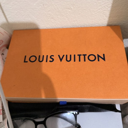 Louis Vuitton box like new