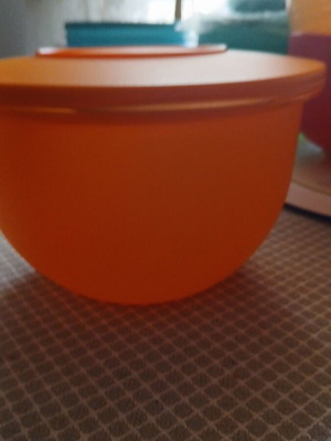 Tupperware 2.5 liters new