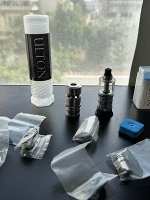 Flash Ulton atomizer like new with many extras