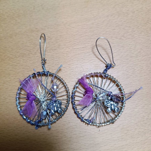 Handmade earrings like new, purple and silver, do not tarnish