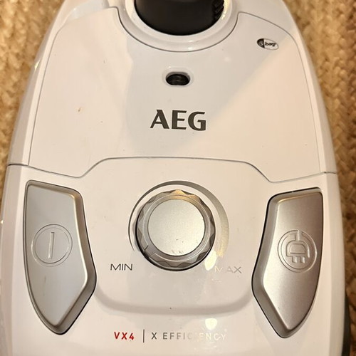 AEG VX4-1-CB-P X Efficiency vacuum cleaner with two cloth bags and filter