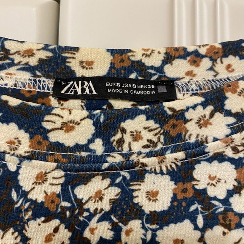 Zara floral winter dress size S like new, white and blue