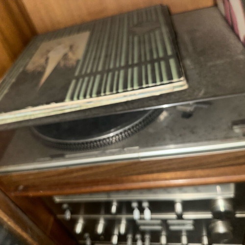 Sanyo stereo complete with turntable used