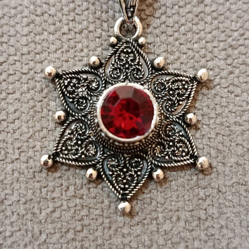 Silver pendant with red stone new