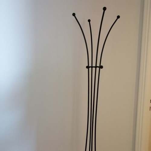 Metal coat rack black, like new, minimalist design