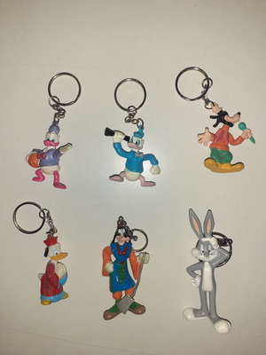 Disney character keychains, set