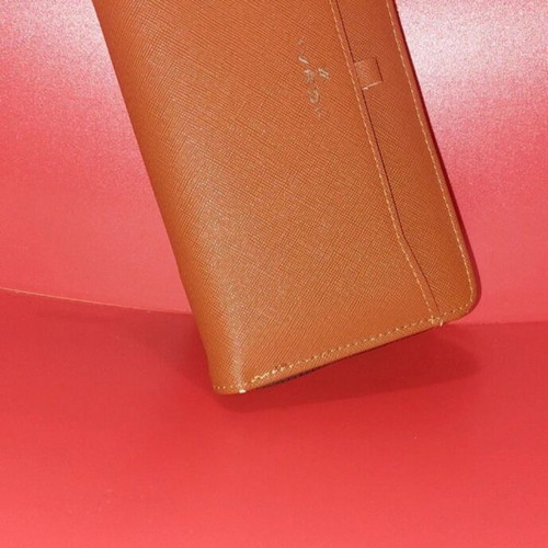 Verde wallet brown like new