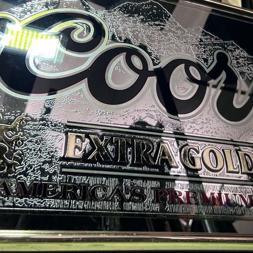Coors bier mirror like new, dimensions 65x44.6 cm