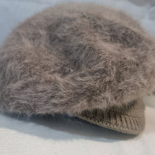 Women's wool beret hat like new, gray-pink, one size