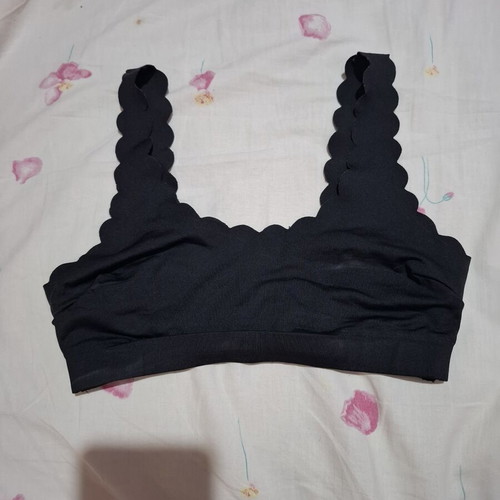 H&M swimwear top like new, black, size S