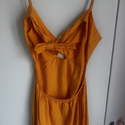 Bershka dress size L orange like new with adjustable straps