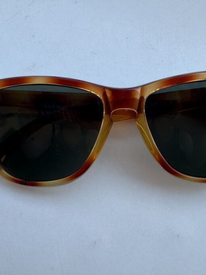 Italy Design Unisex Sunglasses new, brown color, hand made