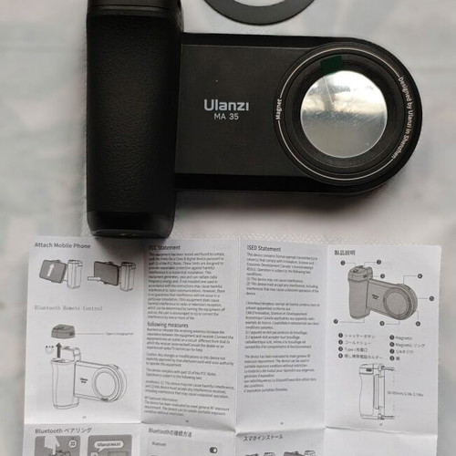 Magnetic Phone Grip and Selfie Tripod 2 in 1 with Remote New