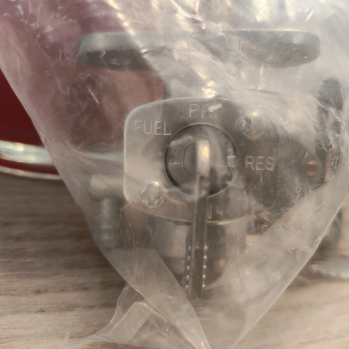 Fuel petcock valve for Kawasaki Yamaha Suzuki motorcycles