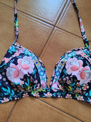 Shein swimwear set like new, plus sizes, black and colorful