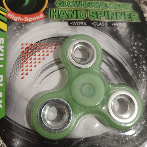Skill Play Glow-in-the-Dark Hand Spinner green new