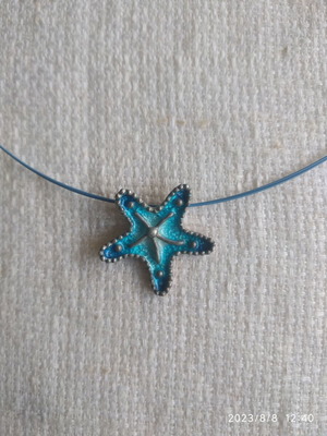 Enamel starfish necklace new, blue