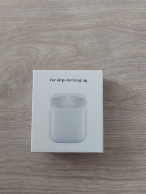Apple AirPods 1/2 Gen Charging Case New with Wireless Qi 700mAh