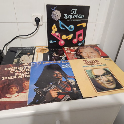 Vinyl records used, set of 7 in excellent condition