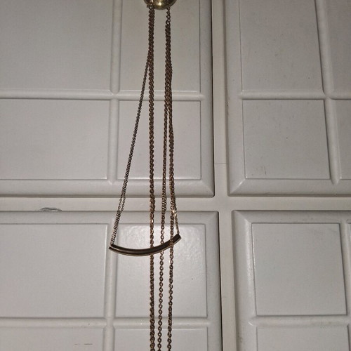 Triple Gold Necklace with Shells, Like New, Modern Summer Style