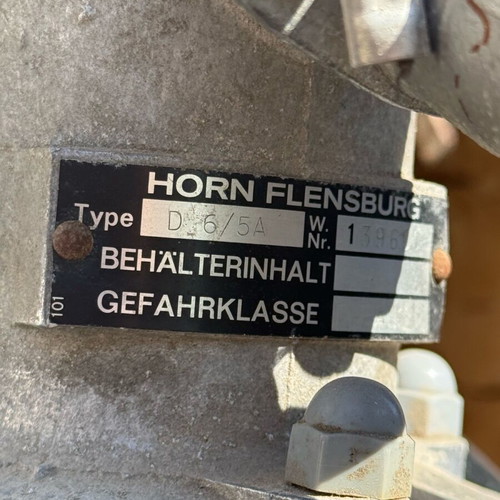 Rolli D6/5A Horn Flensburg oil and gasoline pump like new with glass container