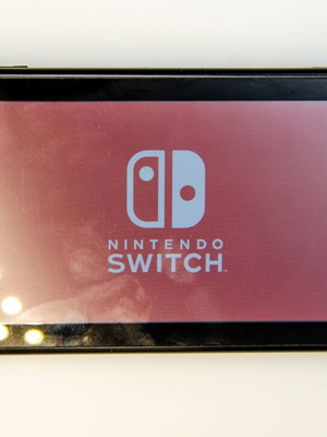Nintendo Switch μεταχειρισμένη κονσόλα σε καλή κατάσταση
