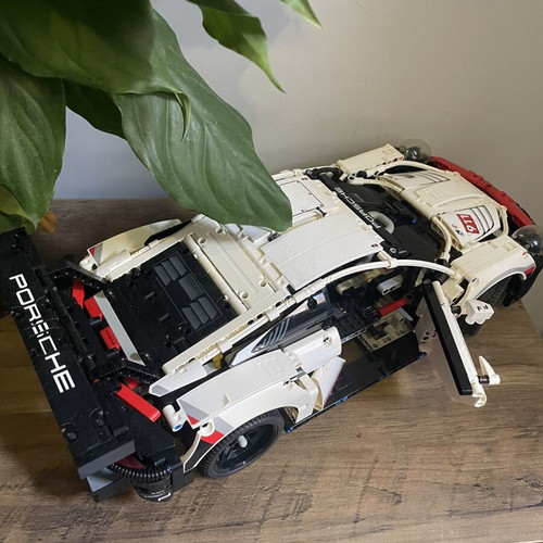 Lego Technic 42096 Porsche 911 RSR like new with instructions and box