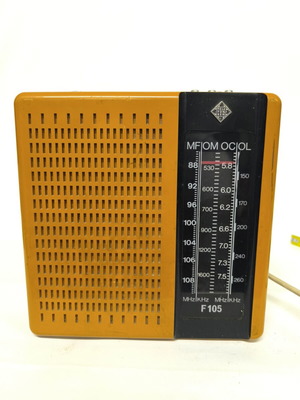 Telefunken F105 vintage radio used