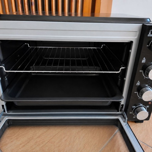 Morris stove oven used with marks on stovetop