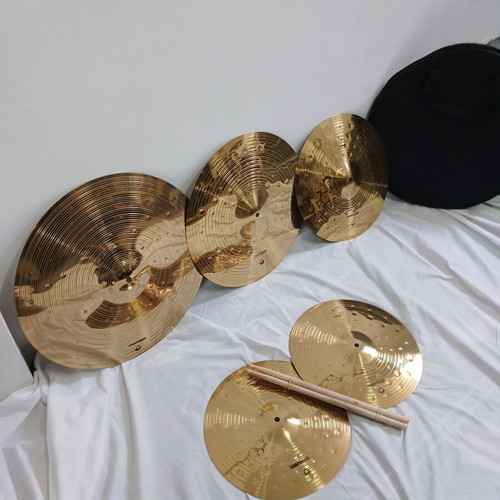 Turkey cymbal set B08, new, 5 pieces with drumsticks