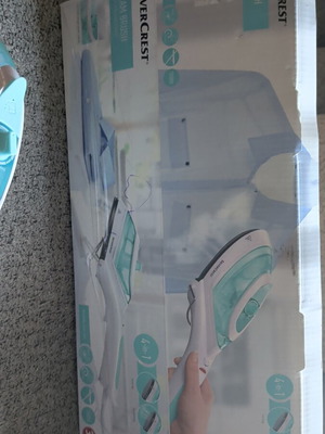 Silver Crest small steam iron like new with steam brush