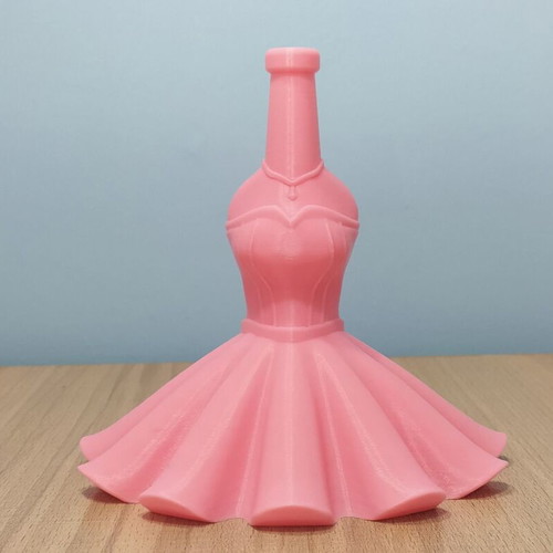 Mr and Mrs Bottle Set 3D Printed New, Ideal for Weddings and Christenings