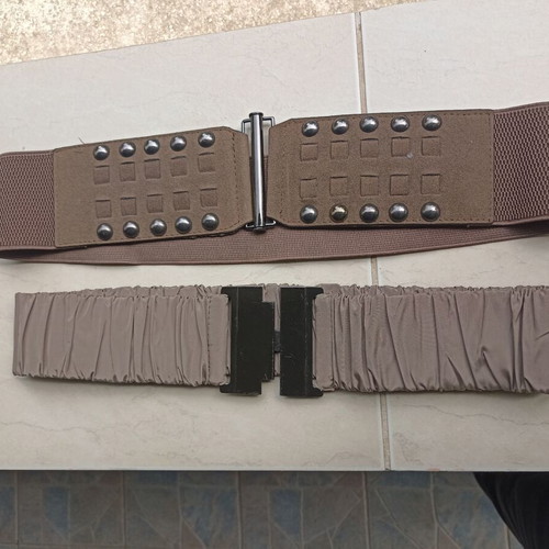 Set of 2 women's elastic beige belts like new