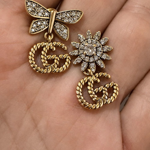 Gucci earrings with crystals and Interlocking G