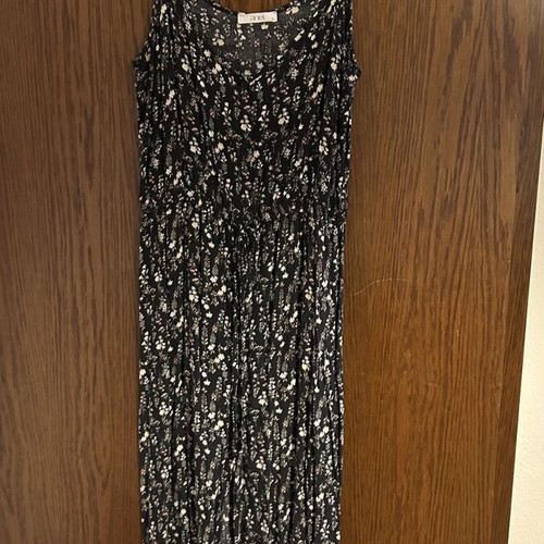 Anel floral long dresses set of 2, like new, size L