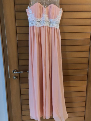 Formal dress pink like new, worn once, sizes M and L