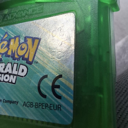 Pokemon Emerald Game Boy Advance cartridge used, authentic with dry battery
