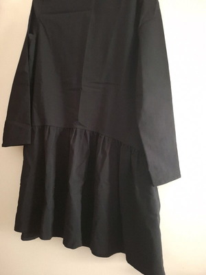 Zara black short dress new with gathers, size M