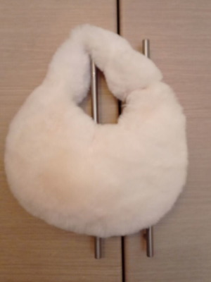 White fur handbag A To Z Greek new with zipper