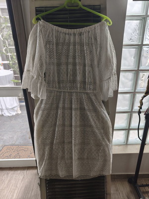 Lace beach dress like new, white, size M