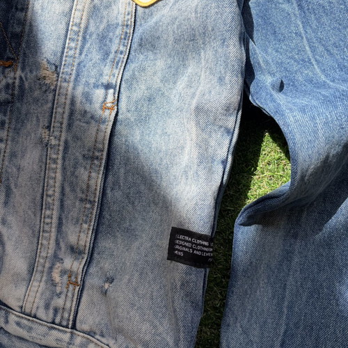 Electra denim jacket like new, size S, blue