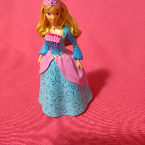 Barbie Rozella Princess of the Magic Island figure like new