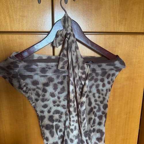 Zara t-shirt with leopard pattern like new, size S