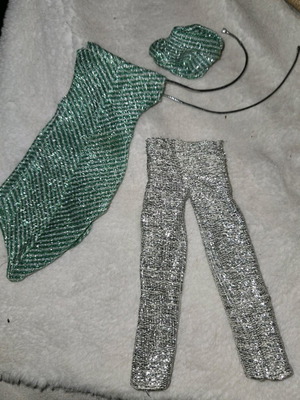 Superstar Barbie 2301 1977 μεταχειρισμένα ρούχα χωρίς κούκλα