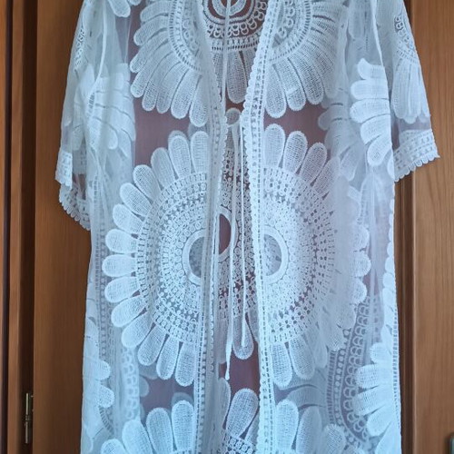 Kimono beach cover-up like new, white lace with embroidered motifs