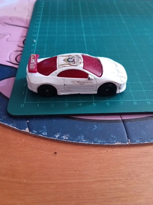 Hot Wheels Mitsubishi Eclipse παιχνίδι αυτοκίνητο, λευκό με κόκκινη οροφή