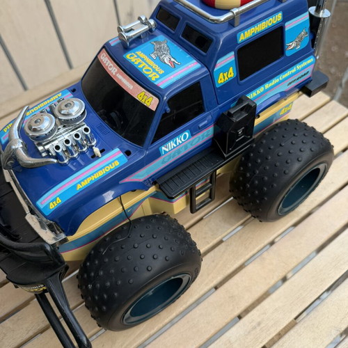 Nikko Gator Amphibious toy used, no controller included