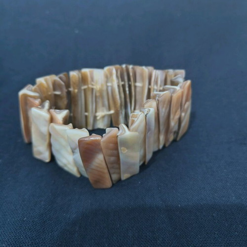 Bone bracelet like new with elasticity